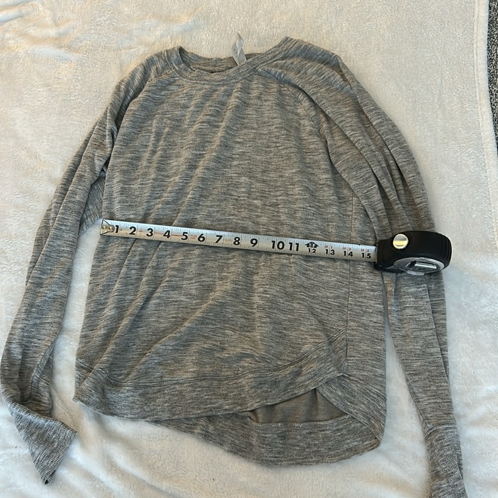 Athleta Heather Gray Knit Top - Picture 5 of 5